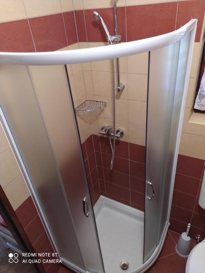 אומאג Apartment Gogo מראה חיצוני תמונה